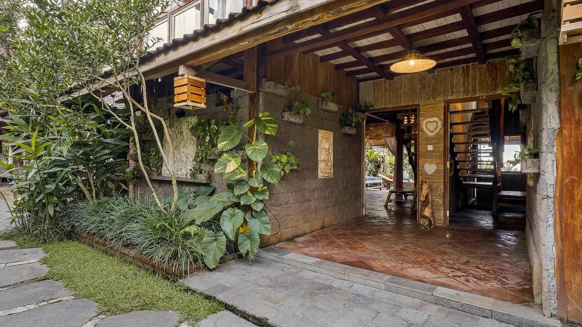 Joglo Organik Guesthouse Ubud  Guest house